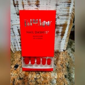 Red Aspen Medium Nails